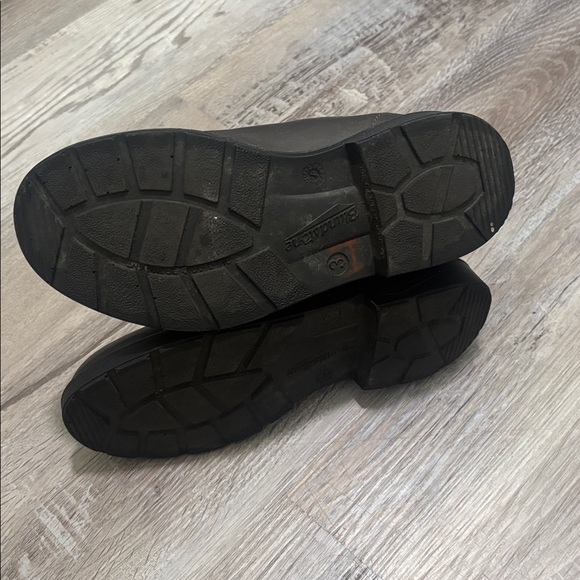 Blundstone boots - Picture 4 of 8
